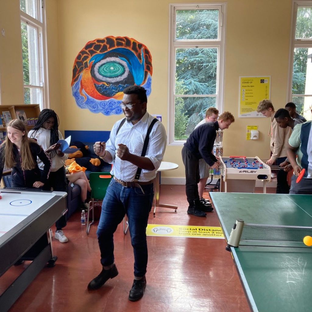 Leadership, Team Building & Digital Health (age 13-19)
